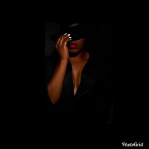 Meet your Posher, Isabelle